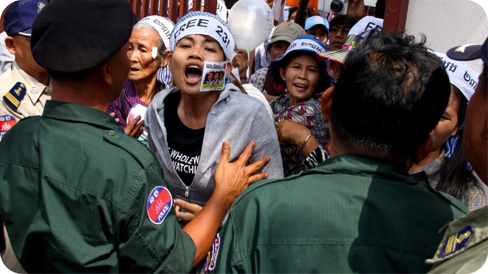 Clean Clothes Podcast E4 A living wage for all. — Clean Clothes Campaign